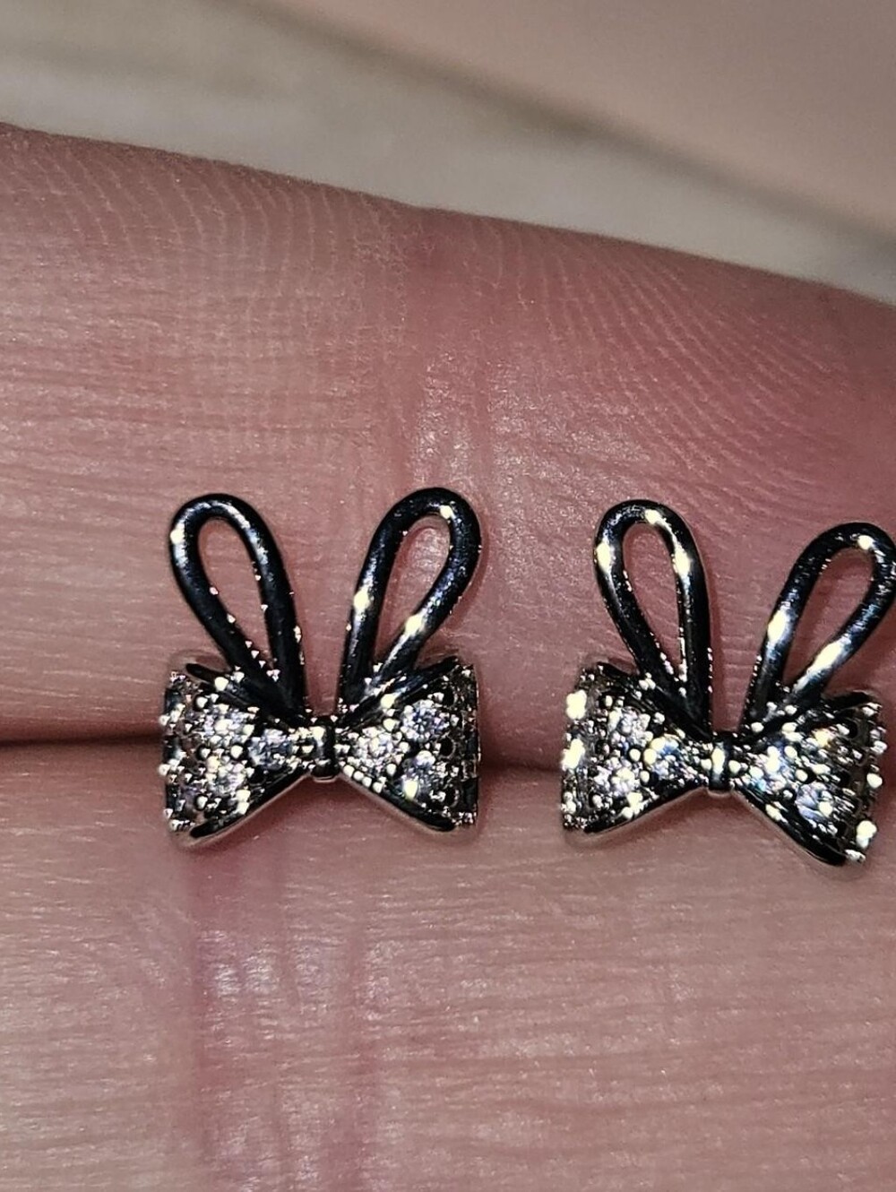 Bunnies & Bows Earrings - Picture 4 of 7